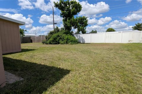 House in Port Charlotte, Florida 2 bedrooms, 92.34 sq.m. № 2197987 - photo 5