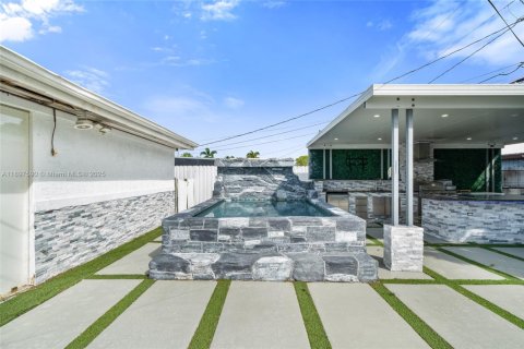 Снять в аренду виллу или дом в Флорида-Сити, Флорида 4 спальни, 120.03м2, № 1956758 - фото 29