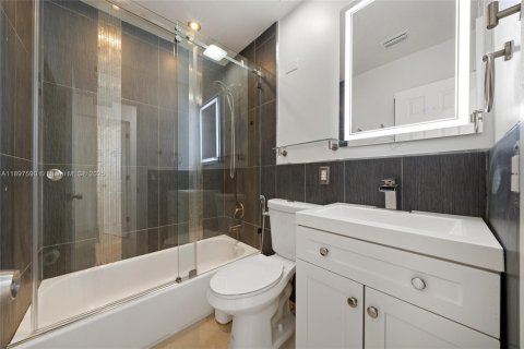 Снять в аренду виллу или дом в Флорида-Сити, Флорида 4 спальни, 120.03м2, № 1956758 - фото 6