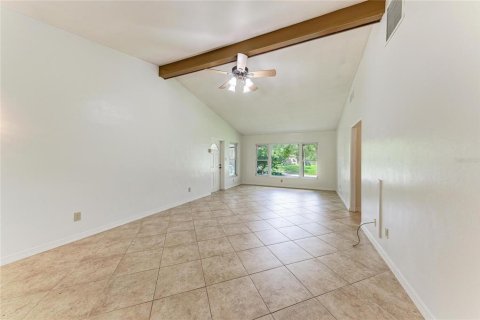 Villa ou maison à vendre à Bradenton, Floride: 2 chambres, 134.15 m2 № 2389474 - photo 15