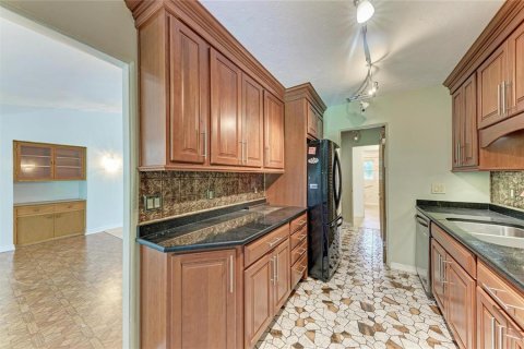 Villa ou maison à vendre à Bradenton, Floride: 2 chambres, 134.15 m2 № 2389474 - photo 17