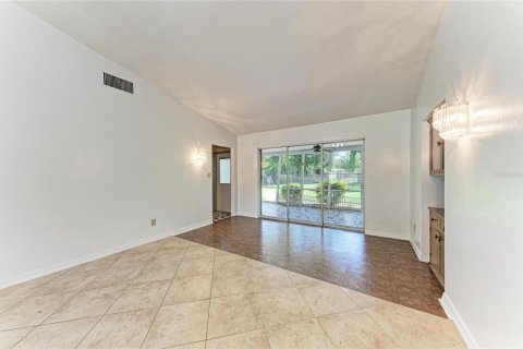 Villa ou maison à vendre à Bradenton, Floride: 2 chambres, 134.15 m2 № 2389474 - photo 27