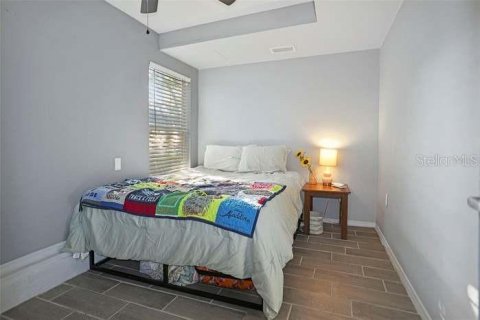 Propiedad comercial en venta en Saint Petersburg, Florida, 3 dormitorios, 106.47 m2 № 2123566 - foto 7