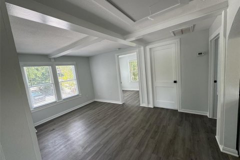 Propiedad comercial en venta en Saint Petersburg, Florida, 3 dormitorios, 106.47 m2 № 2123566 - foto 14