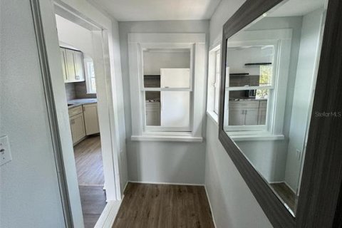 Propiedad comercial en venta en Saint Petersburg, Florida, 3 dormitorios, 106.47 m2 № 2123566 - foto 13