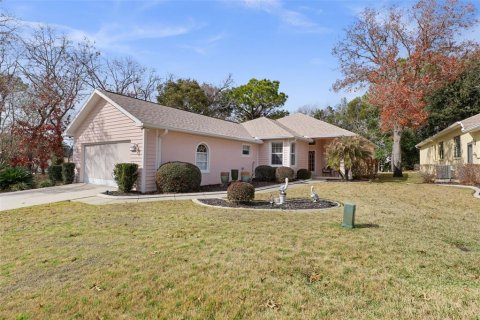 Casa en venta en Homosassa, Florida, 3 dormitorios, 176.61 m2 № 2105255 - foto 3