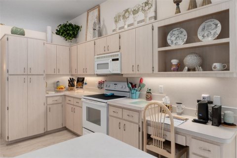 Casa en venta en Homosassa, Florida, 3 dormitorios, 176.61 m2 № 2105255 - foto 14