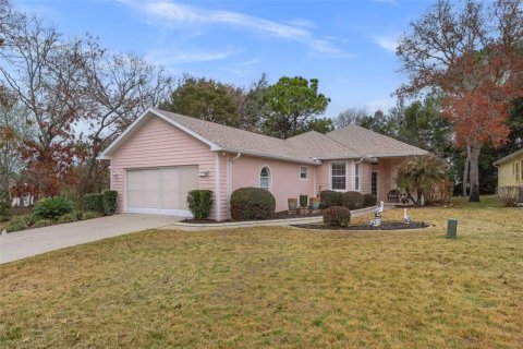 Casa en Homosassa, Florida 3 dormitorios, 176.61 m2 № 2105255