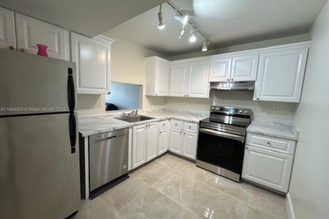 Condominio en venta en Plantation, Florida, 1 dormitorio, 70.98 m2 № 1892585 - foto 8