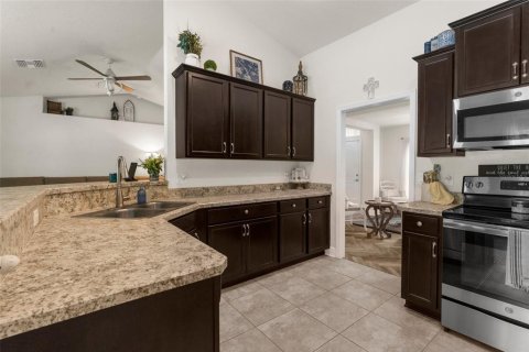 Casa en venta en Weeki Wachee, Florida, 3 dormitorios, 172.24 m2 № 1757423 - foto 15