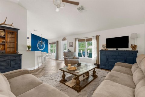Casa en venta en Weeki Wachee, Florida, 3 dormitorios, 172.24 m2 № 1757423 - foto 21