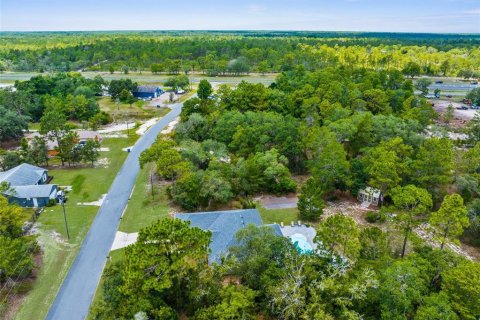 Casa en venta en Weeki Wachee, Florida, 3 dormitorios, 172.24 m2 № 1757423 - foto 7