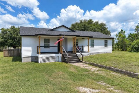 Villa ou maison à vendre à Lehigh Acres, Floride: 4 chambres, 132.85 m2 № 2220309 - photo 2
