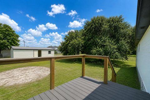 Villa ou maison à vendre à Lehigh Acres, Floride: 4 chambres, 132.85 m2 № 2220309 - photo 4