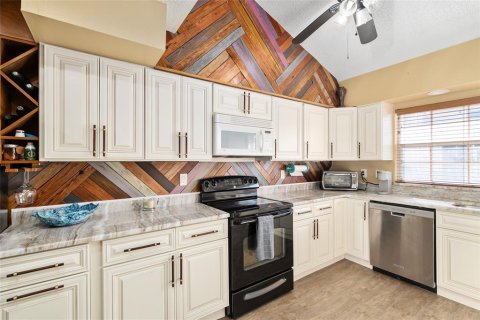 Copropriété à vendre à Summerfield, Floride: 2 chambres, 118.82 m2 № 2330566 - photo 15