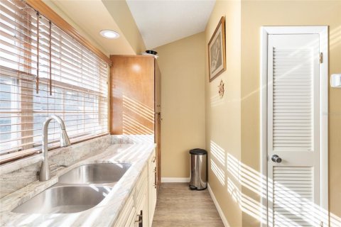 Copropriété à vendre à Summerfield, Floride: 2 chambres, 118.82 m2 № 2330566 - photo 17