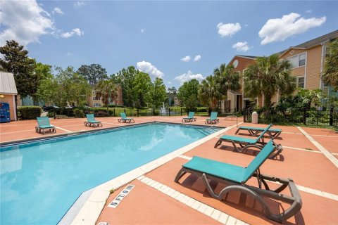 Condo in Gainesville, Florida, 4 bedrooms  № 1409759 - photo 24