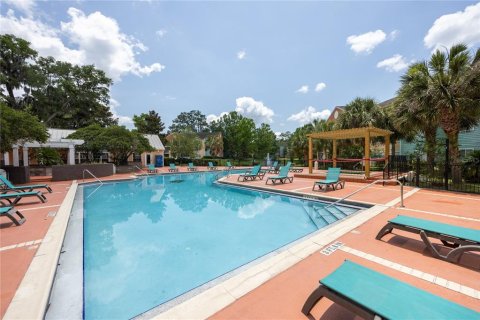 Condo in Gainesville, Florida, 4 bedrooms  № 1409759 - photo 25
