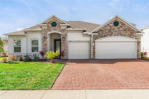 House in Edgewater, Florida 4 bedrooms, 233.37 sq.m. № 2302526