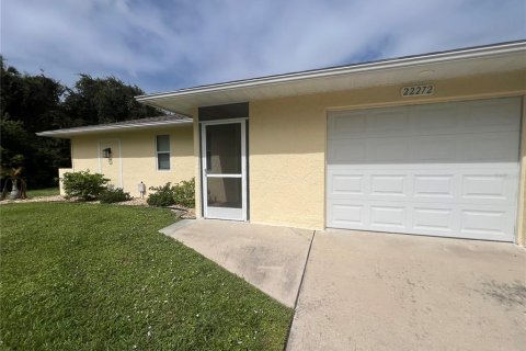 Villa ou maison à louer à Port Charlotte, Floride: 2 chambres, 99.5 m2 № 2427629 - photo 2