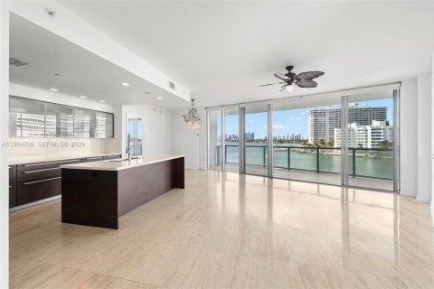 Copropriété à vendre à Miami Beach, Floride: 3 chambres, 183.39 m2 № 2027226 - photo 11