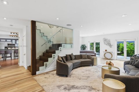 Villa ou maison à vendre à Fort Lauderdale, Floride: 4 chambres, 246.38 m2 № 2391858 - photo 16