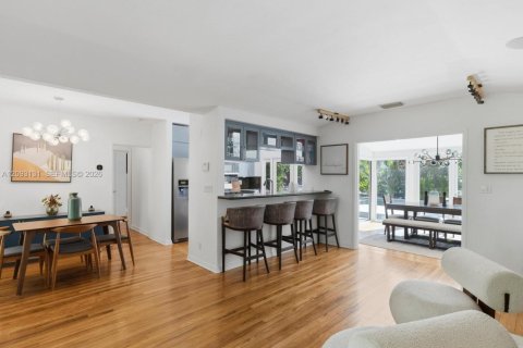 Villa ou maison à vendre à Fort Lauderdale, Floride: 4 chambres, 246.38 m2 № 2391858 - photo 6