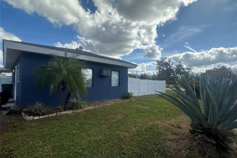 Villa ou maison à louer à Port Charlotte, Floride: 1 chambre, 73.86 m2 № 2383947 - photo 18