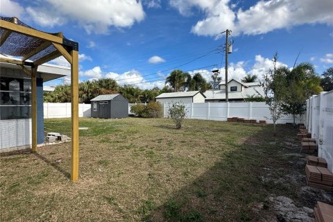 Villa ou maison à louer à Port Charlotte, Floride: 1 chambre, 73.86 m2 № 2383947 - photo 15
