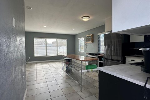 Villa ou maison à louer à Port Charlotte, Floride: 1 chambre, 73.86 m2 № 2383947 - photo 2