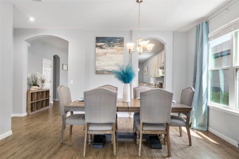 Villa ou maison à vendre à Saint Cloud, Floride: 5 chambres, 306.58 m2 № 1591451 - photo 4