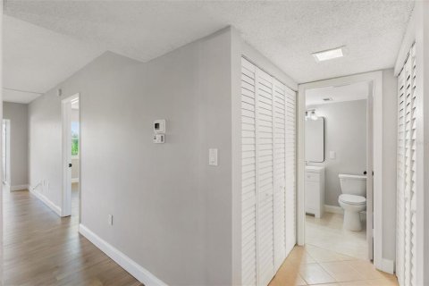 Copropriété à vendre à Fort Myers, Floride: 1 chambre, 75.34 m2 № 1426595 - photo 19