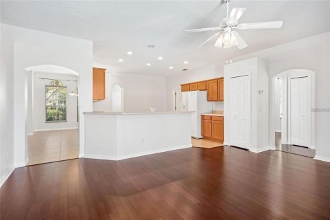 Villa ou maison à vendre à Orlando, Floride: 3 chambres, 157.75 m2 № 2158024 - photo 5