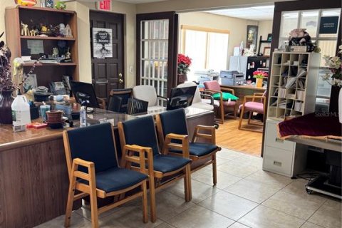 Commercial property in Orlando, Florida 177.44 sq.m. № 2098911 - photo 4