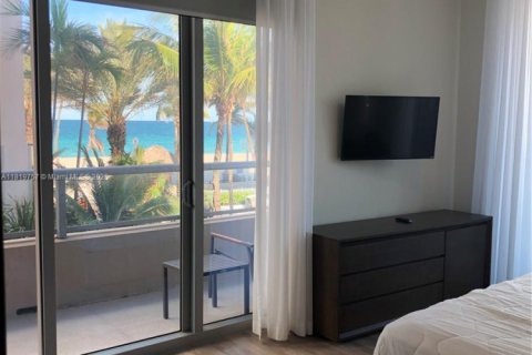 Condominio en venta en Hollywood, Florida, 1 dormitorio, 69.4 m2 № 1777667 - foto 10