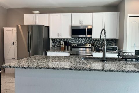 Villa ou maison à vendre à Port Charlotte, Floride: 4 chambres, 243.68 m2 № 1816975 - photo 11