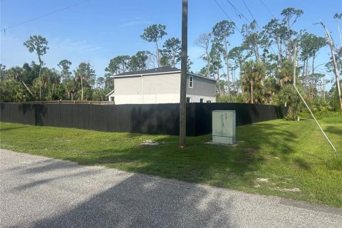 Villa ou maison à vendre à Port Charlotte, Floride: 4 chambres, 243.68 m2 № 1816975 - photo 4