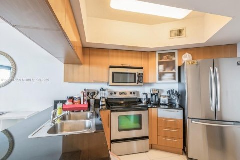 Condominio en venta en Miami, Florida, 2 dormitorios, 97.36 m2 № 1938851 - foto 7