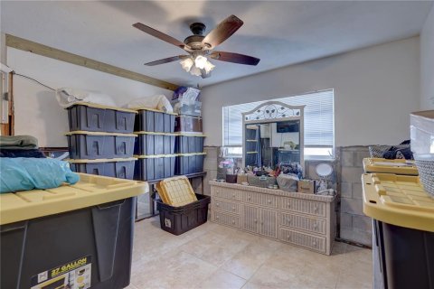 Commercial property in Treasure Island, Florida 4 bedrooms, 277.96 sq.m. № 1688458 - photo 25