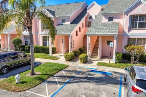 Condominio en Jupiter, Florida, 2 dormitorios № 2032872