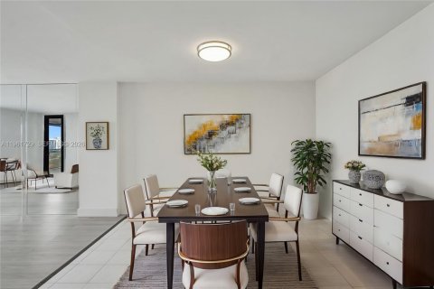 Condo in Hollywood, Florida, 2 bedrooms  № 2243935 - photo 21