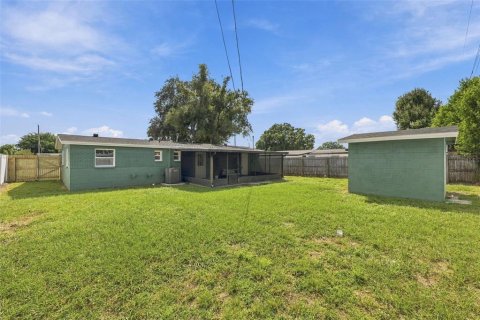 House in Tampa, Florida 4 bedrooms, 108.51 sq.m. № 2391187 - photo 25