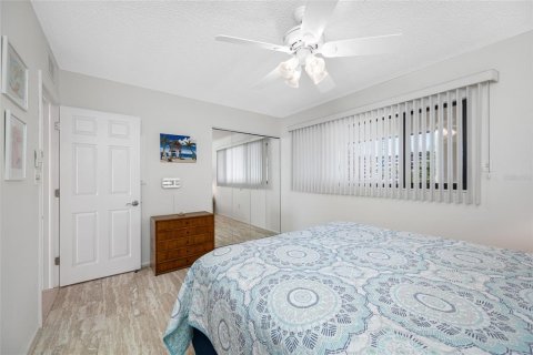 Condo in Clearwater, Florida, 2 bedrooms  № 1631795 - photo 29