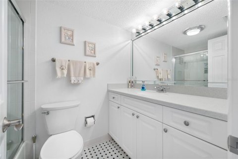 Condo in Clearwater, Florida, 2 bedrooms  № 1631795 - photo 18