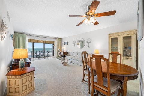 Condo in Clearwater, Florida, 2 bedrooms  № 1631795 - photo 9