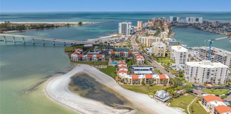 Condo in Clearwater, Florida, 2 bedrooms  № 1631795