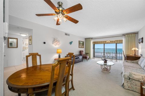 Condo in Clearwater, Florida, 2 bedrooms  № 1631795 - photo 10