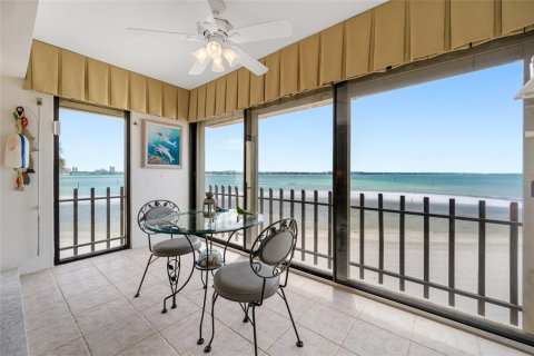Condo in Clearwater, Florida, 2 bedrooms  № 1631795 - photo 6