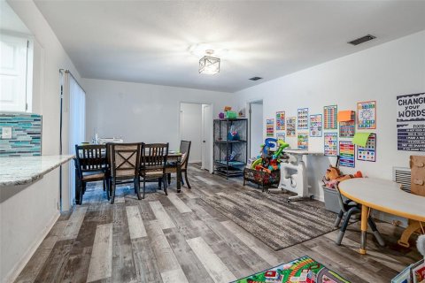 Villa ou maison à vendre à Winter Haven, Floride: 4 chambres, 204.94 m2 № 1895017 - photo 7