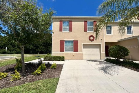 Touwnhouse à louer à Davenport, Floride: 3 chambres, 160.16 m2 № 2100767 - photo 2